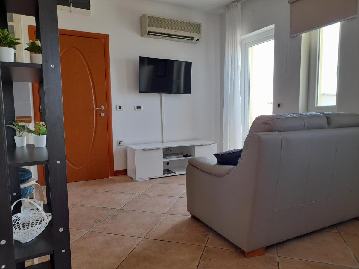 Hotel Manora Nerezine Dış mekan fotoğraf